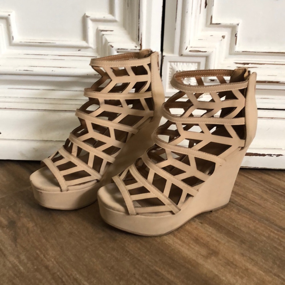 Charlotte Russe Cream Summer Wedges